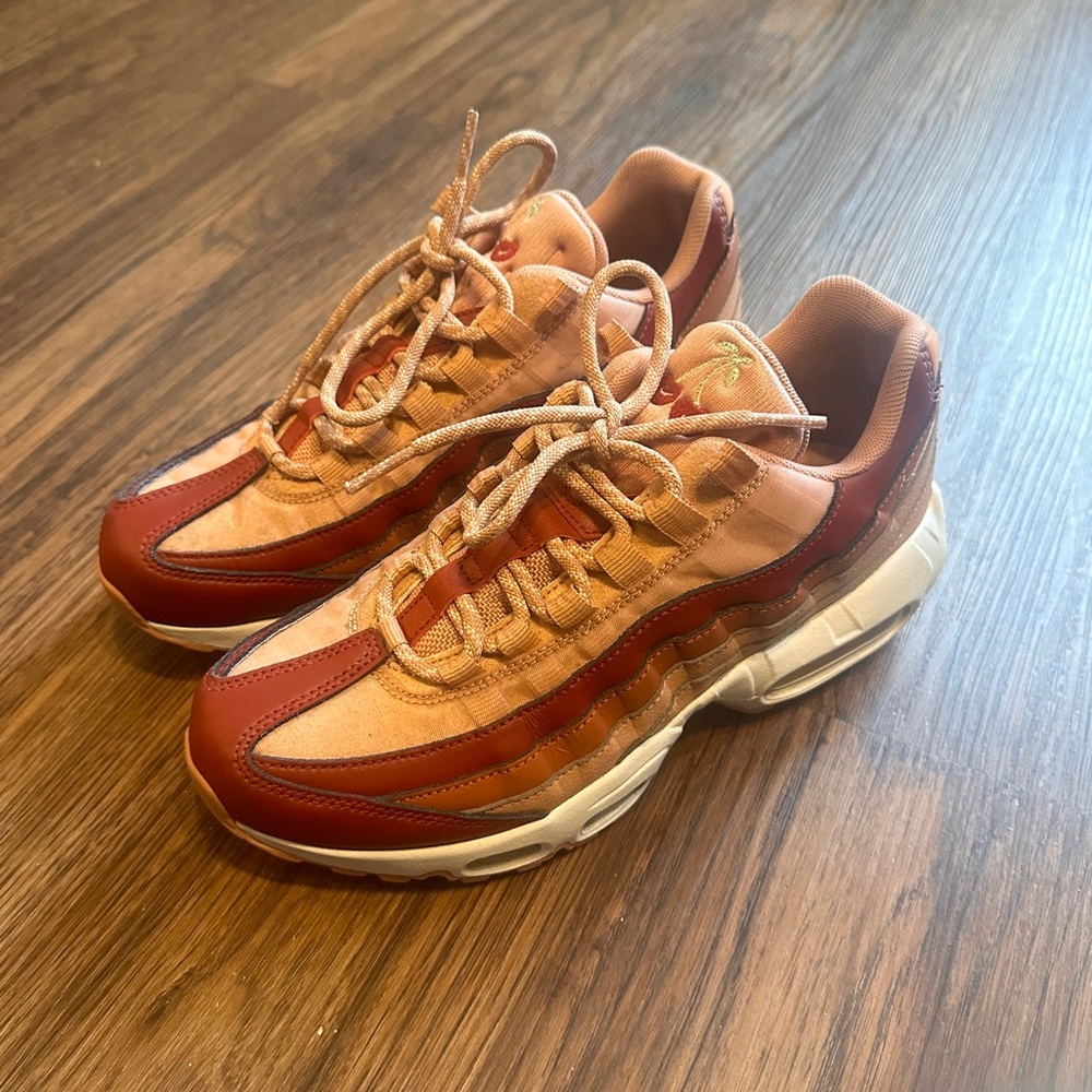 Nike Wmns Air Max 95 ‘Dusty Peach’ Sample